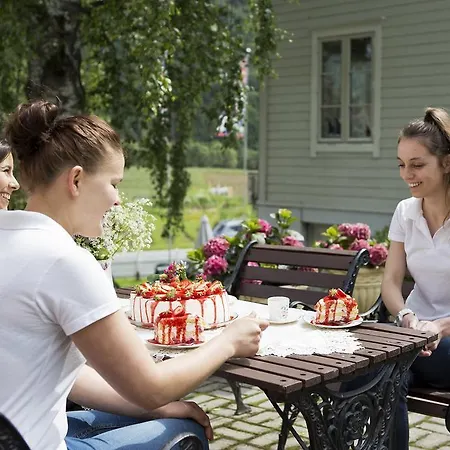 فندق مبيت وإفطار Jordbaerstova