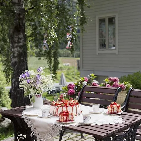 Jordbaerstova Frühstückspension Valldal