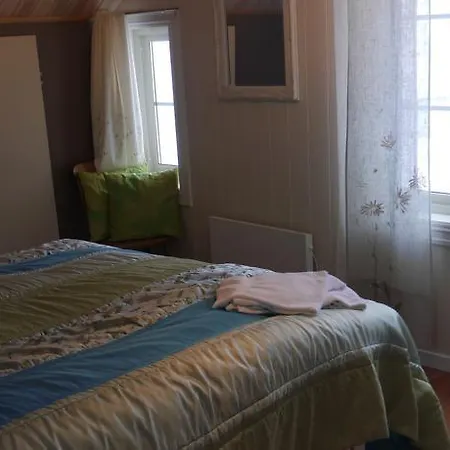 Bed & Breakfast Jordbaerstova Valldal